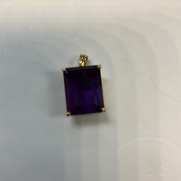 Amethyst 18K Solid Gold Pendant - Picture 2 of 7